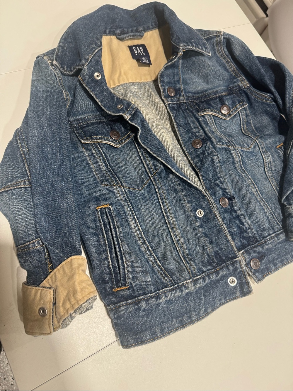 GAP Kids Denim Jean Jacket Size S 6-7 Classic Distressed Wash